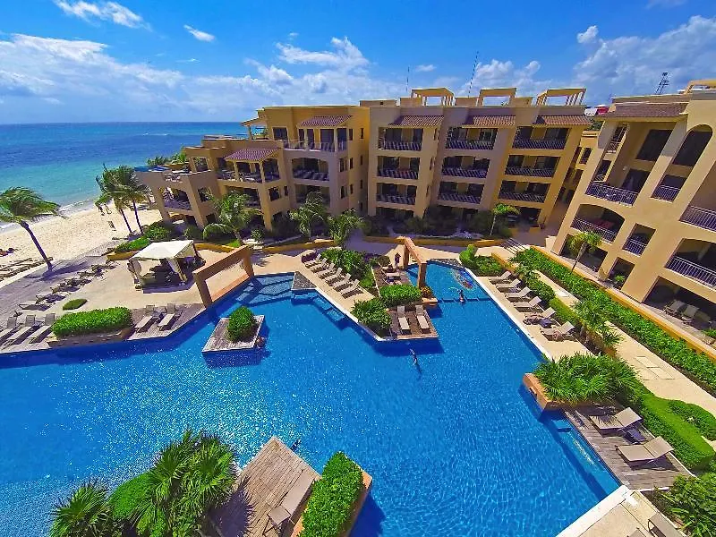 El Faro Oceanfront Apartments Playa del Carmen