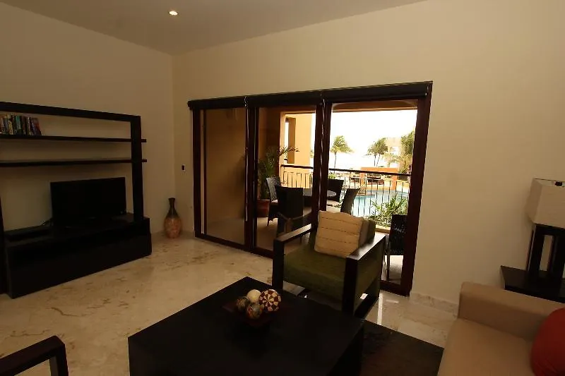 El Faro Oceanfront Apartments Playa del Carmen 0*,