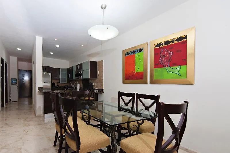 El Faro Oceanfront Apartments Playa del Carmen