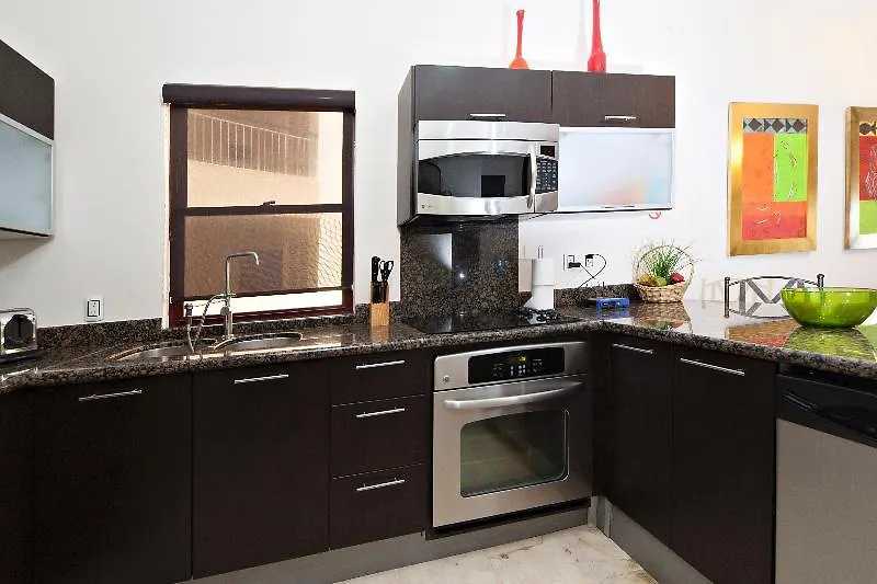 El Faro Oceanfront Apartments Playa del Carmen