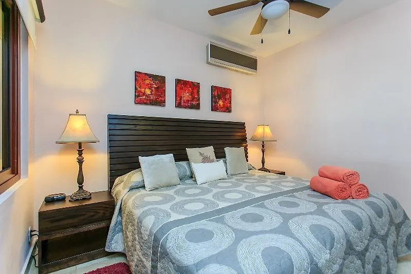 El Faro Oceanfront Apartments Playa del Carmen 0*,