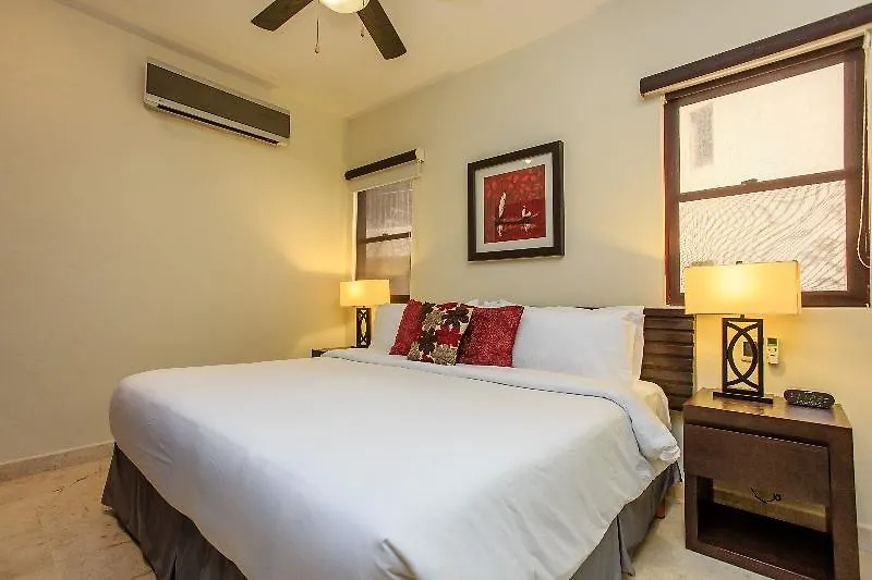 El Faro Oceanfront Apartments Playa del Carmen
