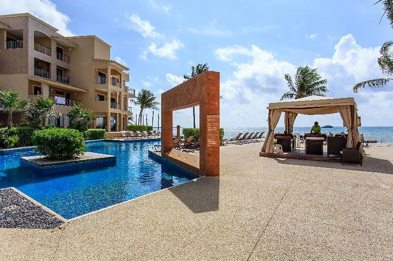 El Faro Oceanfront Apartments Playa del Carmen