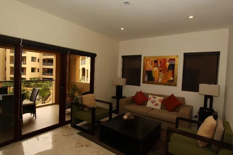 El Faro Oceanfront Apartments Playa del Carmen 0*,  Meksyk