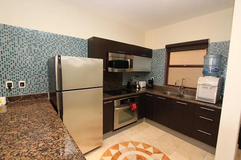El Faro Oceanfront Apartments Playa del Carmen Meksyk