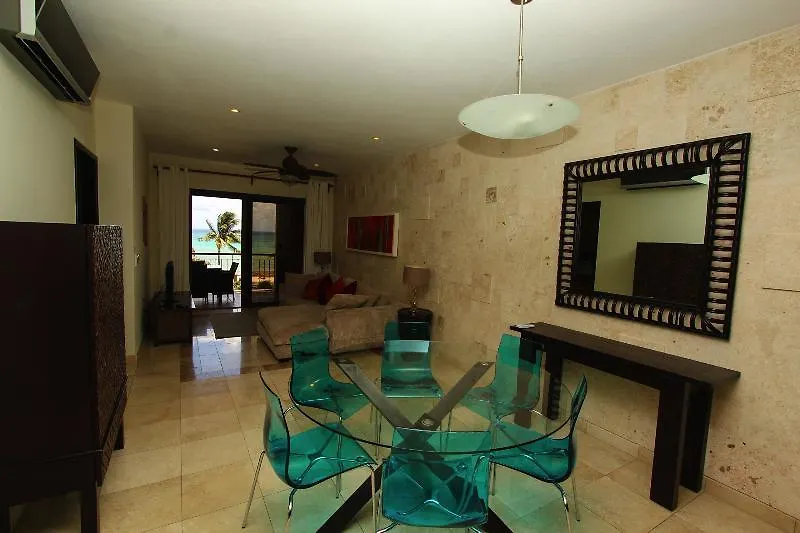 El Faro Oceanfront Apartments Playa del Carmen