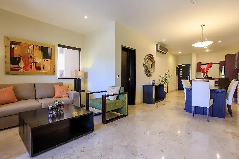 El Faro Oceanfront Apartments Playa del Carmen Meksyk