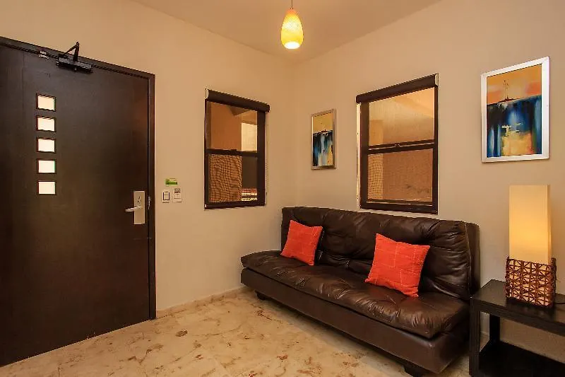 El Faro Oceanfront Apartments Playa del Carmen Meksyk