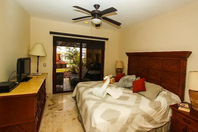 El Faro Oceanfront Apartments Playa del Carmen