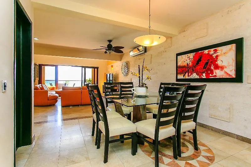 El Faro Oceanfront Apartments Playa del Carmen